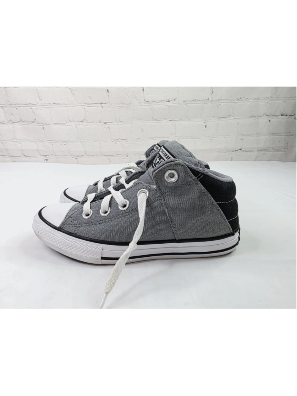 Chuck Taylor All Star Axel Mid Casual Sneakers Gray/ Black Kids Size 1